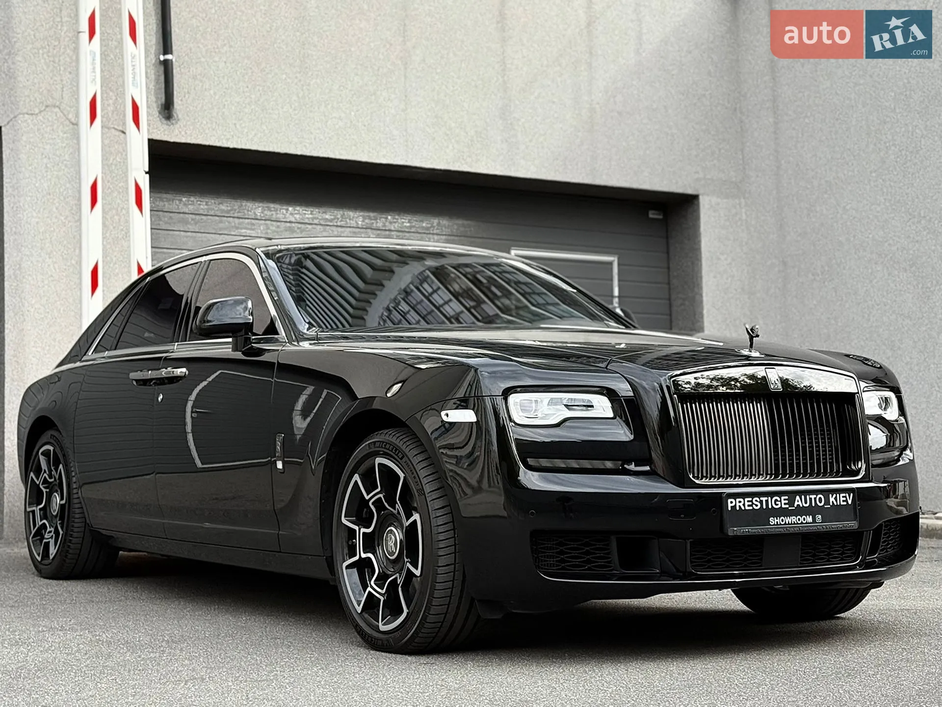 2018 Rolls-Royce Ghost - мініатюра 12