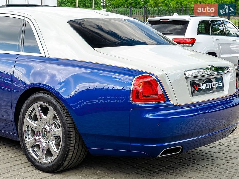 Седан Rolls-Royce Ghost 2015 в Киеве