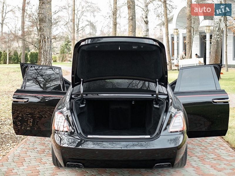 Седан Rolls-Royce Ghost 2023 в Полтаве