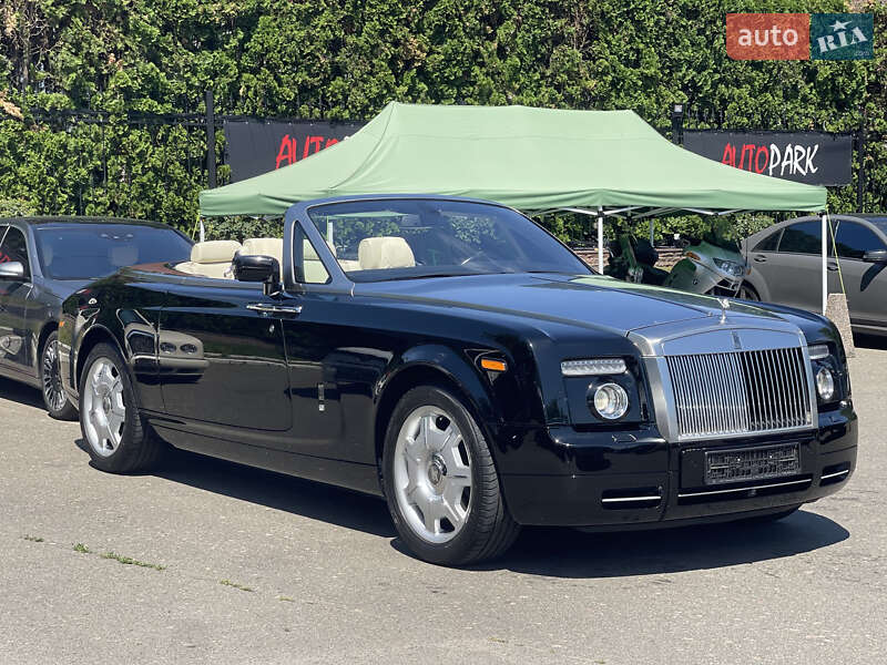 Кабриолет Rolls-Royce Phantom Drophead Coupe 2009 в 