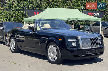 Кабриолет Rolls-Royce Phantom Drophead Coupe 2009 в 