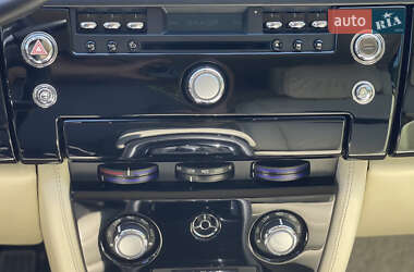 Кабриолет Rolls-Royce Phantom Drophead Coupe 2009 в 