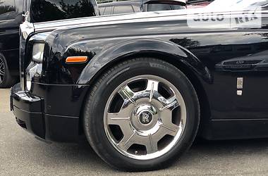 Седан Rolls-Royce Phantom 2006 в 