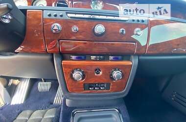Лимузин Rolls-Royce Phantom 2012 в 