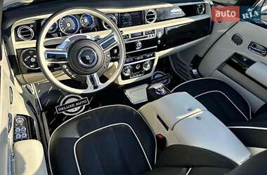 Кабриолет Rolls-Royce Phantom 2007 в 