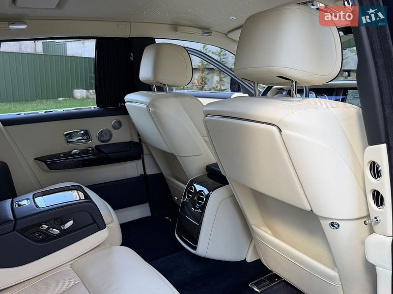 Седан Rolls-Royce Phantom 2019 в Києві