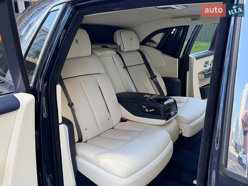 Седан Rolls-Royce Phantom 2019 в Києві