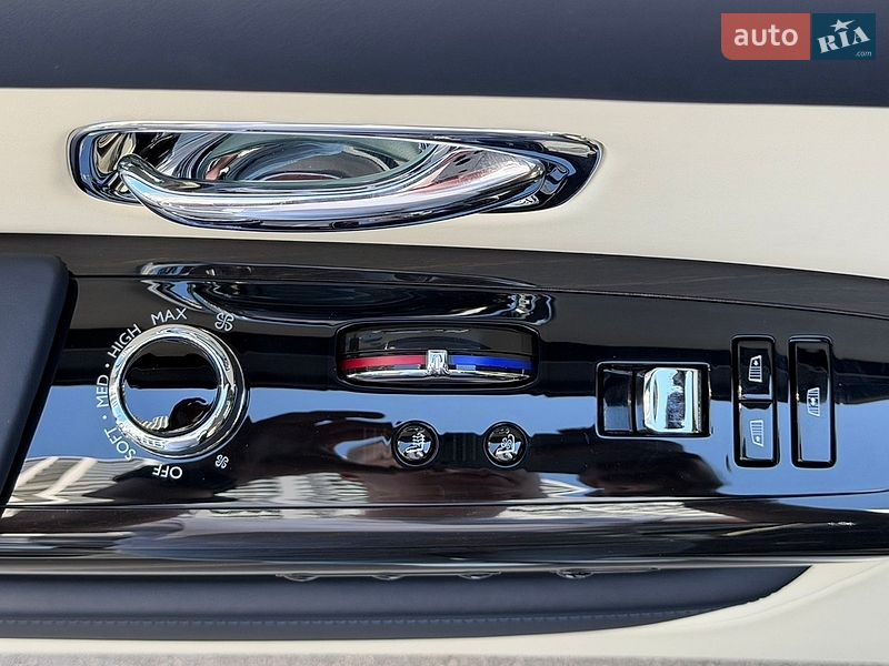 Седан Rolls-Royce Phantom 2019 в Киеве