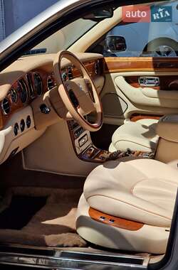 Седан Rolls-Royce Silver Seraph 2001 в 