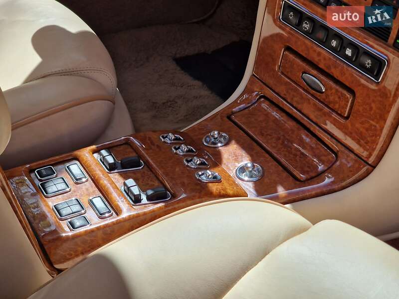 Седан Rolls-Royce Silver Seraph 2001 в Одессе фото 75 Седан Rolls-Royce Silver Seraph 2001 в Одессе