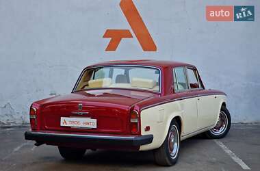 Седан Rolls-Royce Silver Shadow 1974 в 