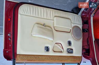Седан Rolls-Royce Silver Shadow 1974 в 