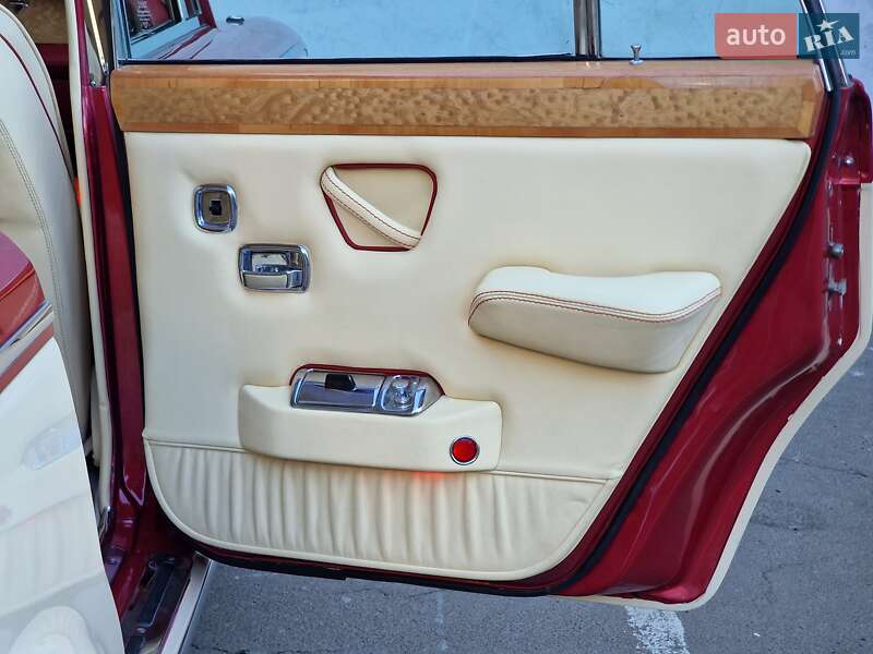 Седан Rolls-Royce Silver Shadow 1974 в Одессе
