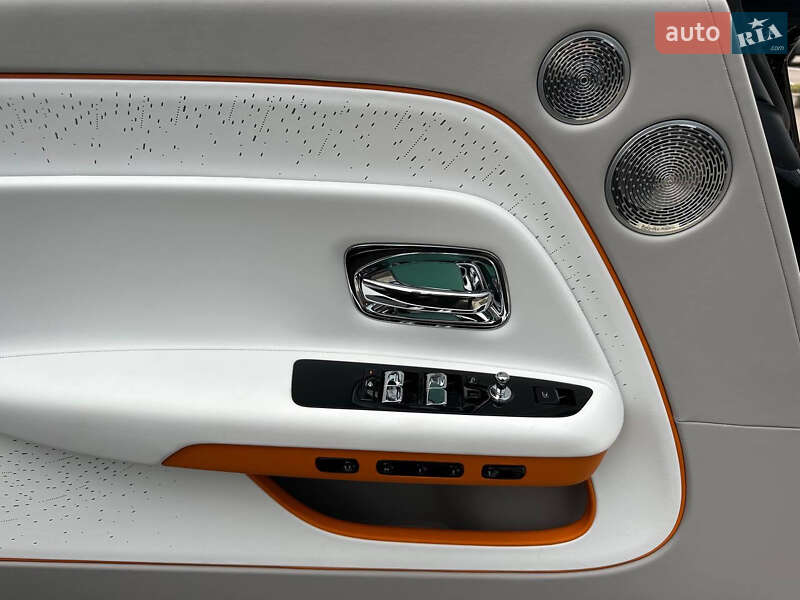 Купе Rolls-Royce Spectre 2024 в Киеве фото 24 Купе Rolls-Royce Spectre 2024 в Киеве