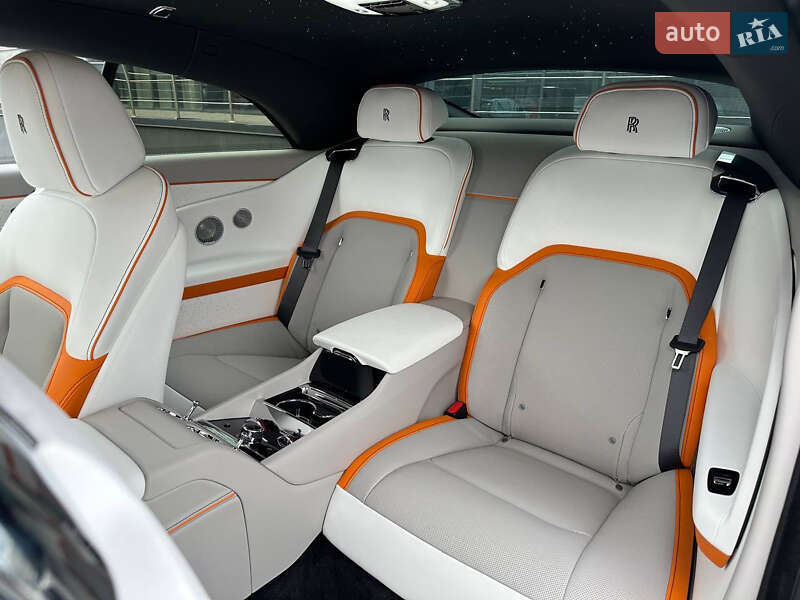Купе Rolls-Royce Spectre 2024 в Киеве фото 44 Купе Rolls-Royce Spectre 2024 в Киеве