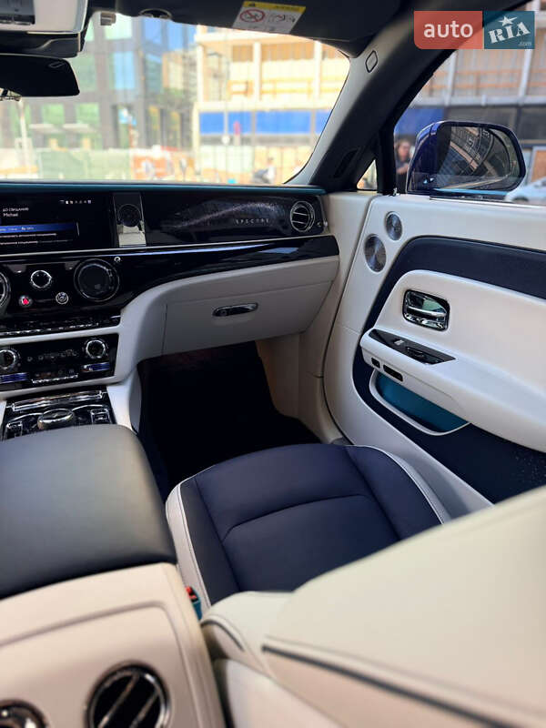 Купе Rolls-Royce Spectre 2024 в Києві фото 25 Купе Rolls-Royce Spectre 2024 в Києві