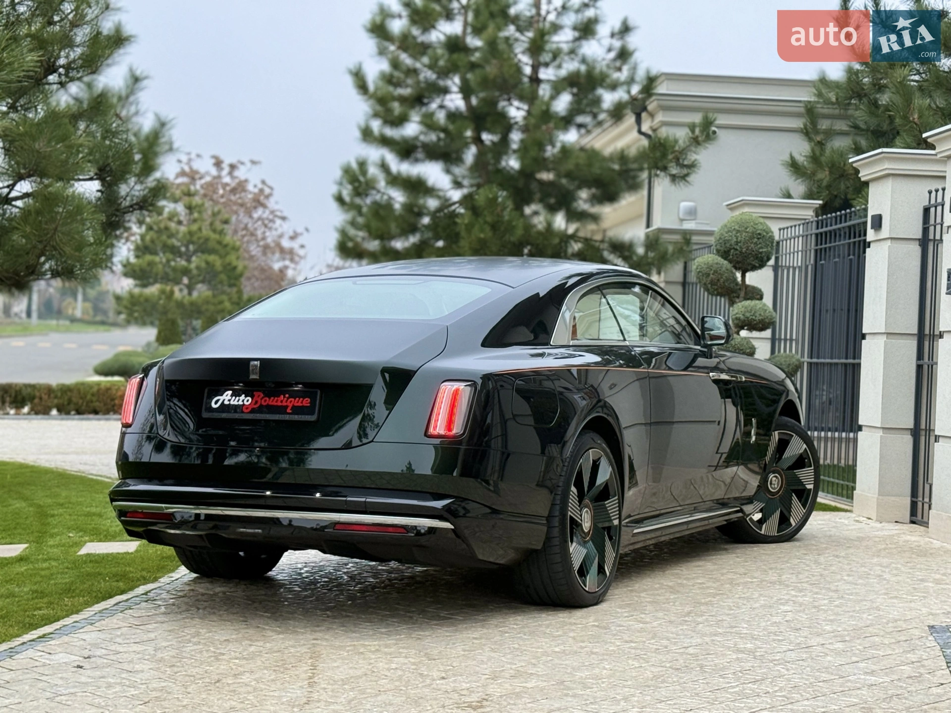 2024 Rolls-Royce Spectre - мініатюра 24