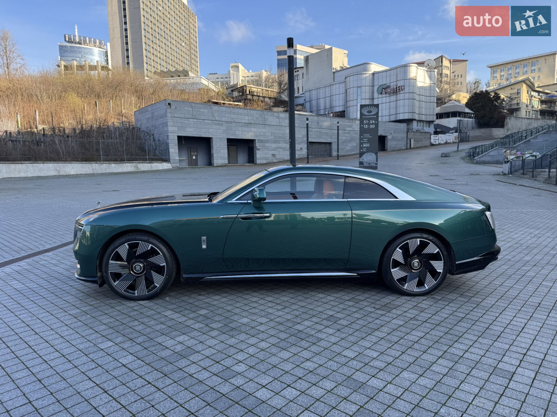 2024 Rolls-Royce Spectre - мініатюра 4