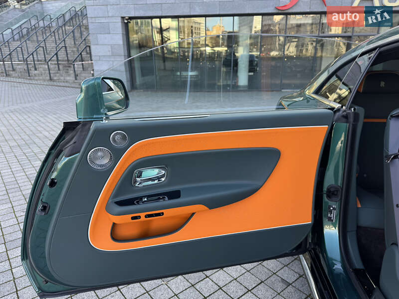 Купе Rolls-Royce Spectre 2024 в Києві фото 41 Купе Rolls-Royce Spectre 2024 в Києві