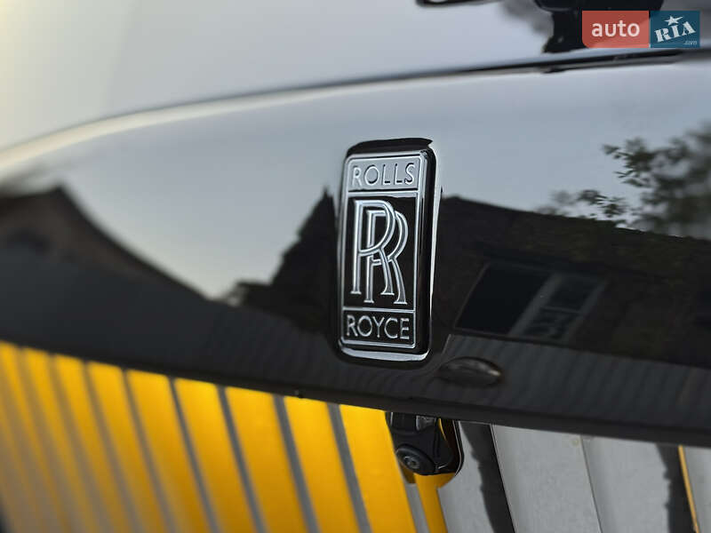 Купе Rolls-Royce Spectre 2025 в Киеве фото 35 Купе Rolls-Royce Spectre 2025 в Киеве