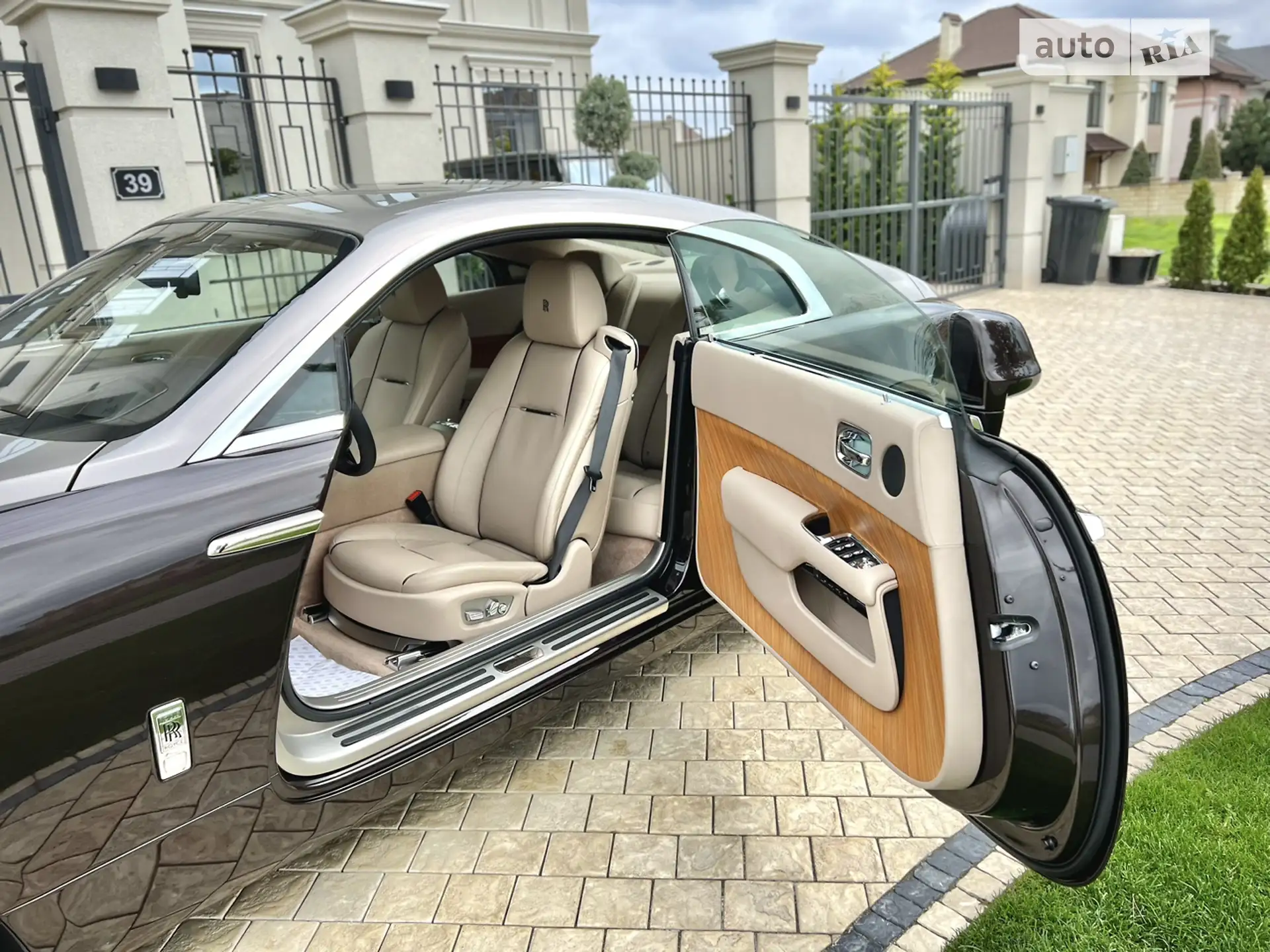 2014 Rolls-Royce Wraith - мініатюра 42