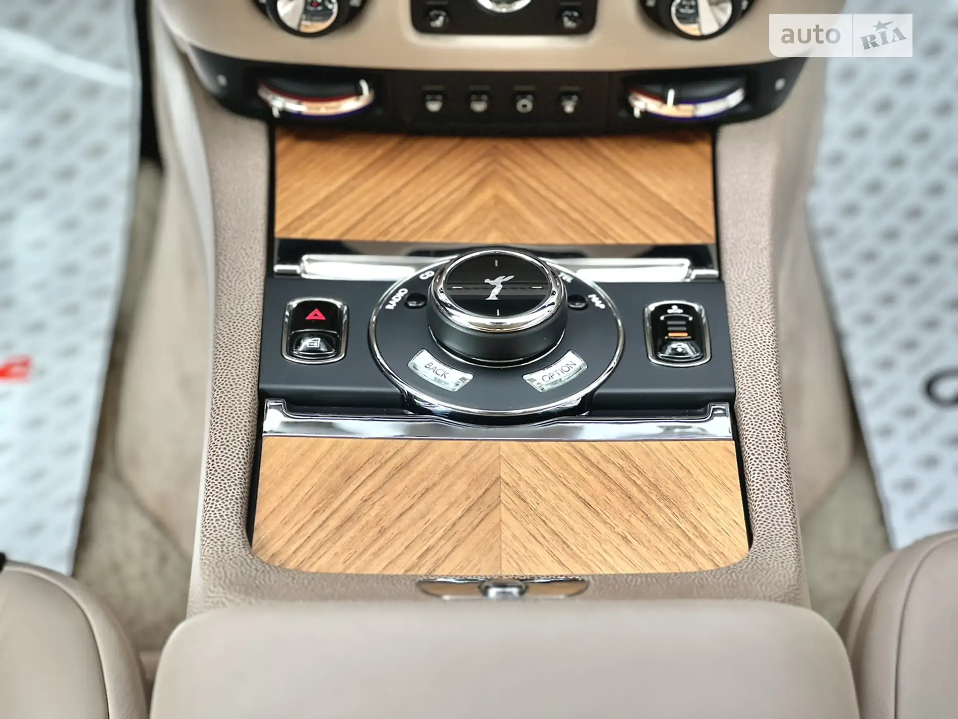 2014 Rolls-Royce Wraith - мініатюра 57