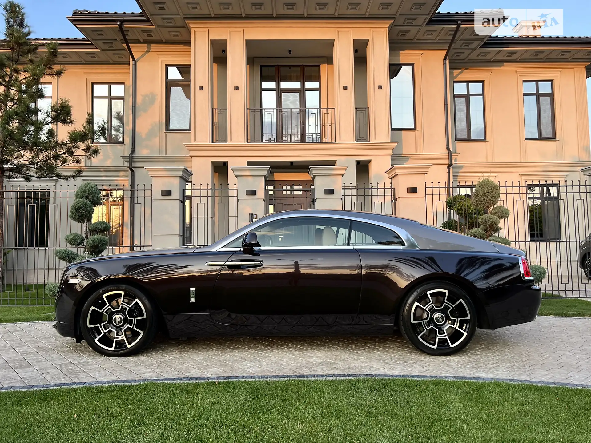 2014 Rolls-Royce Wraith - мініатюра 11