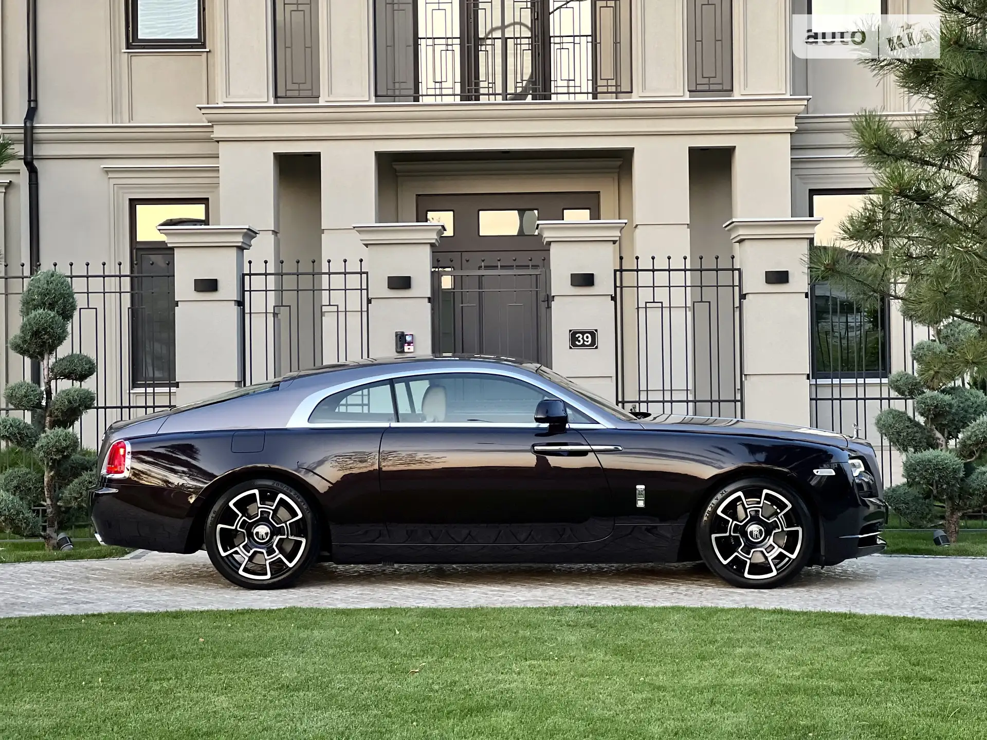 2014 Rolls-Royce Wraith - мініатюра 27