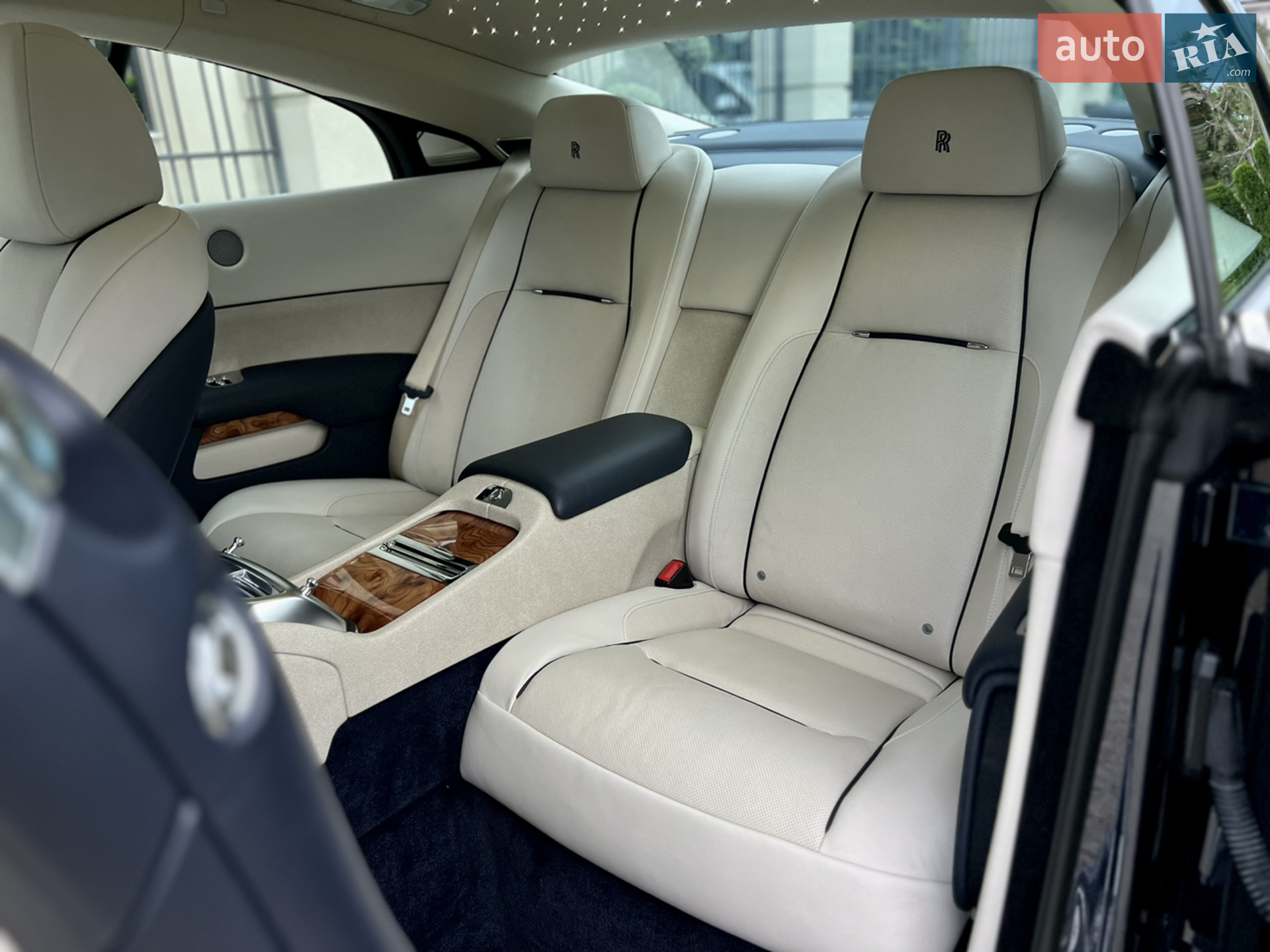 2015 Rolls-Royce Wraith - мініатюра 39