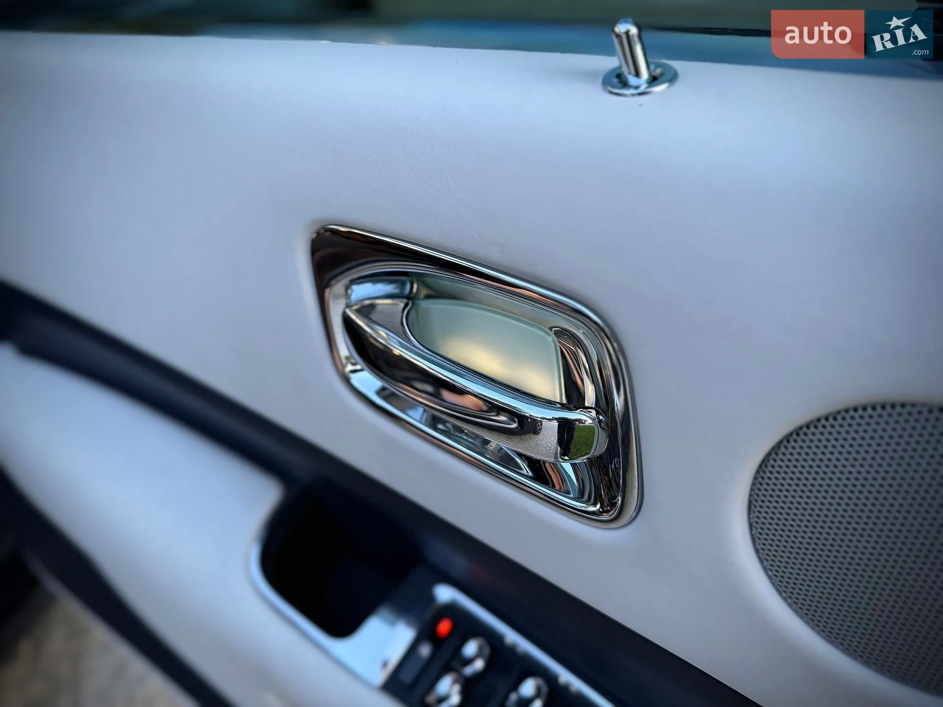 2015 Rolls-Royce Wraith - мініатюра 32