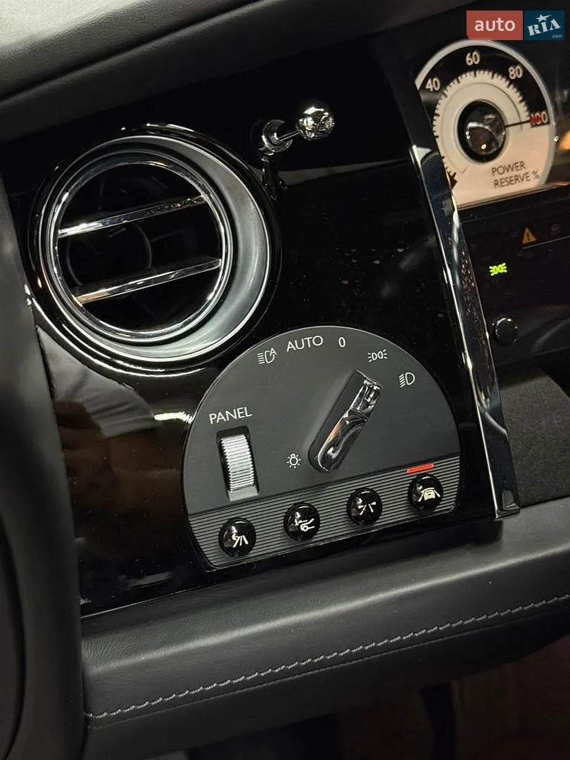 2014 Rolls-Royce Wraith - мініатюра 16
