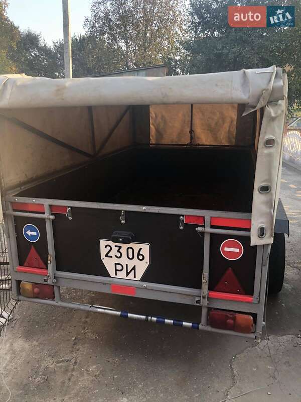 Легковой прицеп Ровносельмаш НТ-2 2000 в 