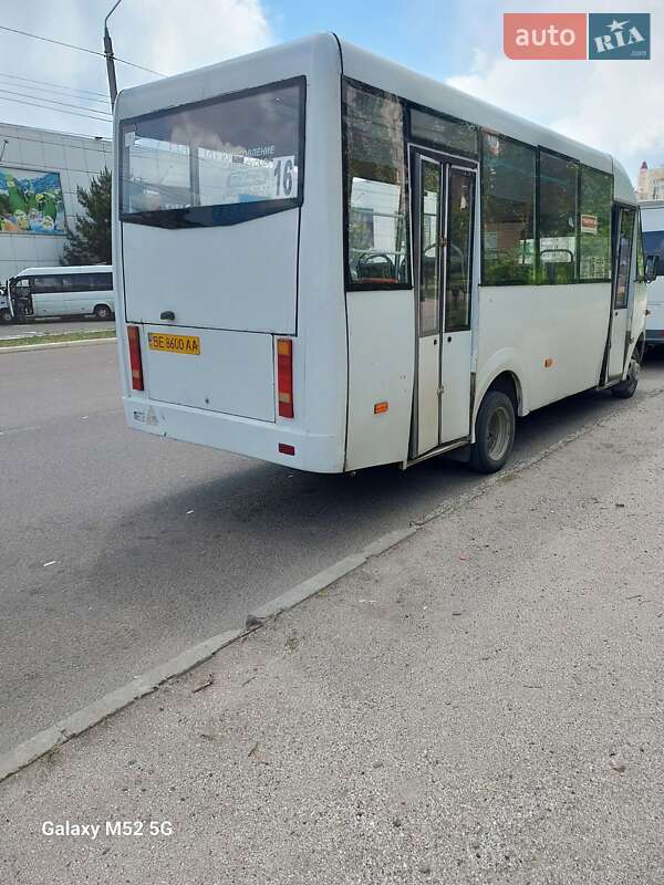 Городской автобус РУТА 25 2015 в Николаеве