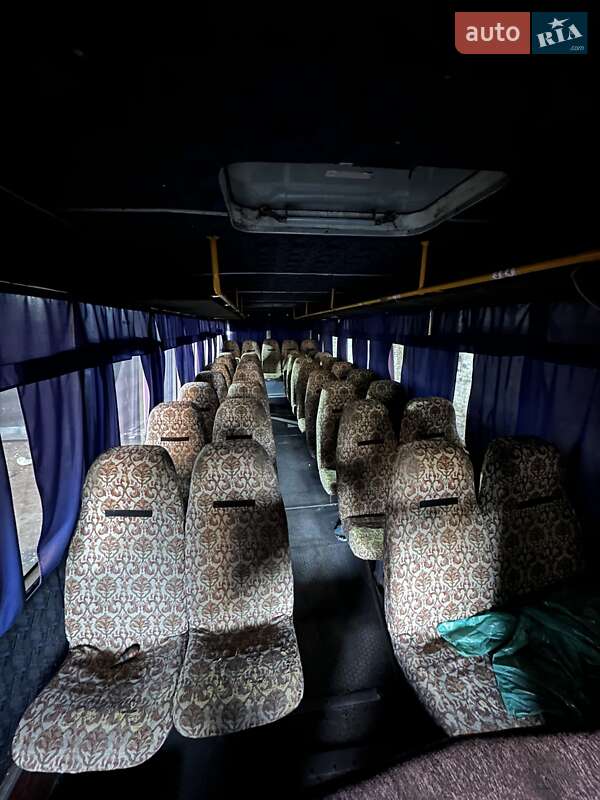 Туристичний / Міжміський автобус РУТА 35 2012 в Валках