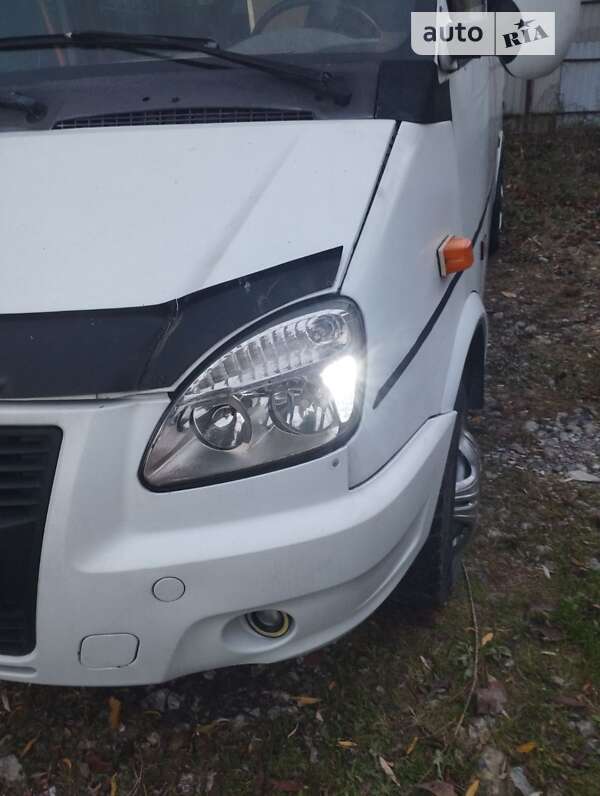 Мікроавтобус РУТА А0484 2006 в Золочеві