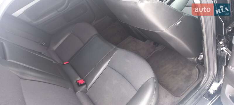 Седан Saab 9-3 2011 в Сарнах