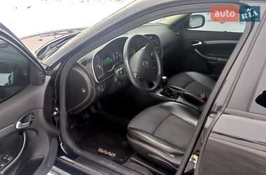 Седан Saab 9-3 2011 в Сарнах