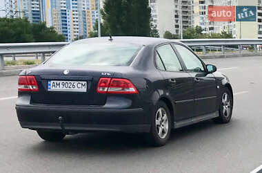 Седан Saab 9-3 2003 в Буче