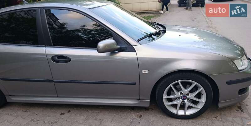 Saab 9-3, photos from the listing