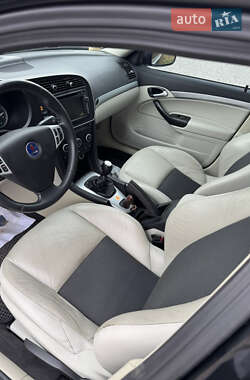 Седан Saab 9-3 2011 в Сарнах