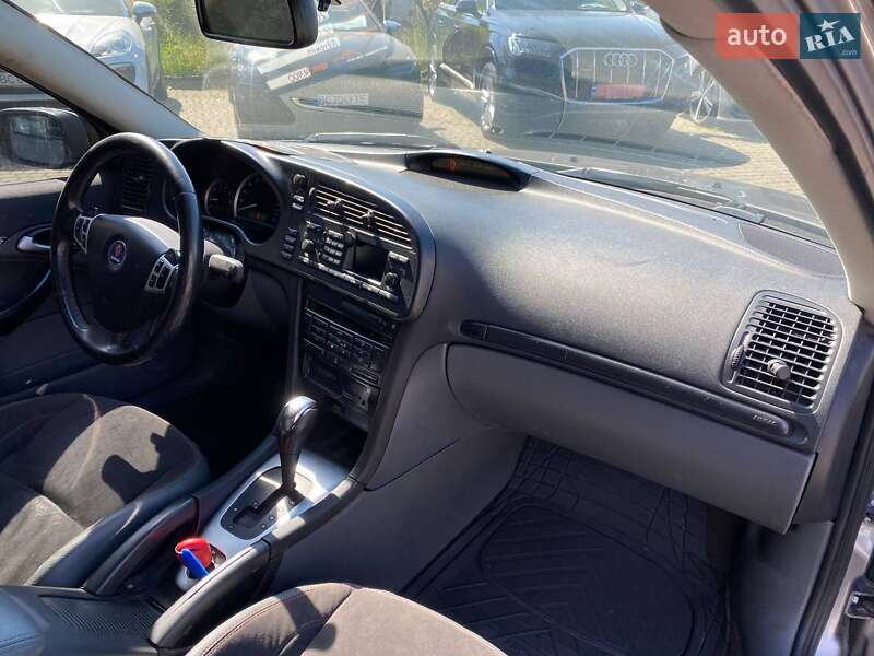 Седан Saab 9-3 2003 в Львове