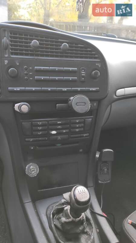 Седан Saab 9-3 2005 в Дымере