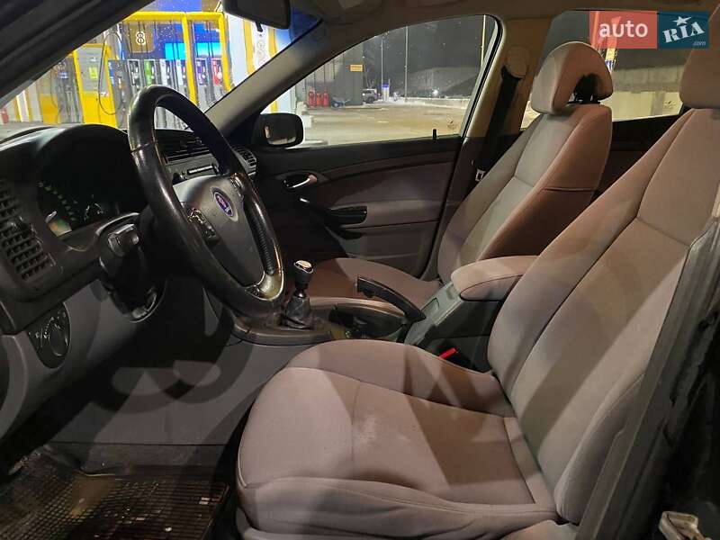 Седан Saab 9-3 2003 в Борисполі