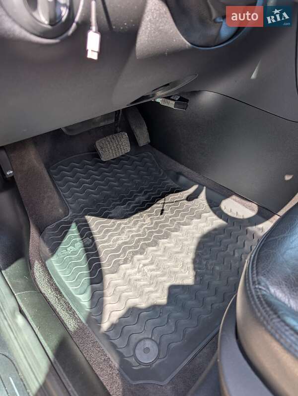 Універсал Saab 9-3X 2010 в Києві фото 41 Універсал Saab 9-3X 2010 в Києві