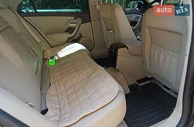 Седан Saab 9-5 2011 в 