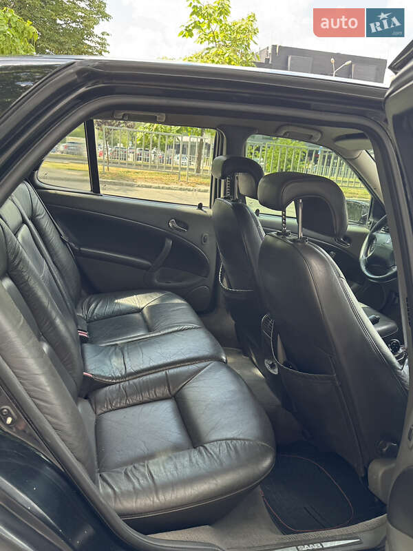 Седан Saab 9-5 2000 в Днепре