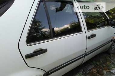 Седан Saab 9000 1990 в Глухове