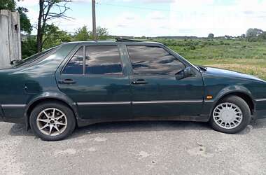 Седан Saab 9000 1995 в Березані