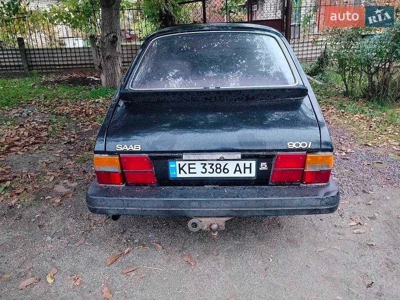 Купе Saab 900 1986 в Кривому Розі