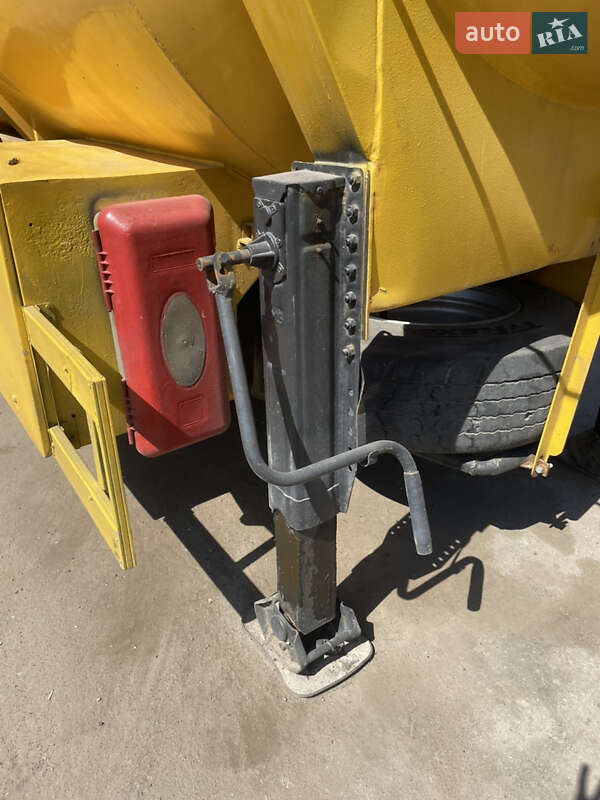 Цистерна Sahin Tanker 3FT 2009 в Бахмаче